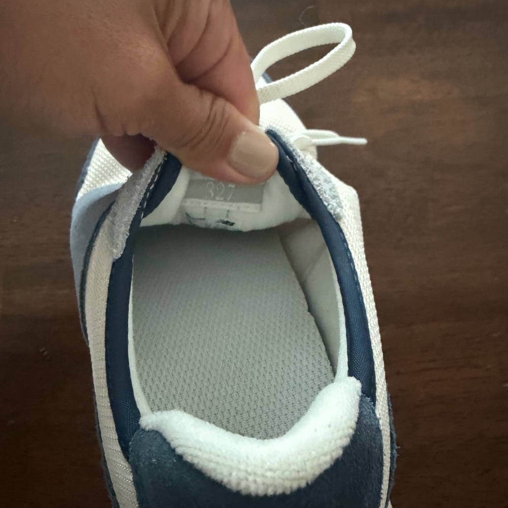 New Balance 327 Unisex Men 6- Woman 8 - Picture 8 of 9